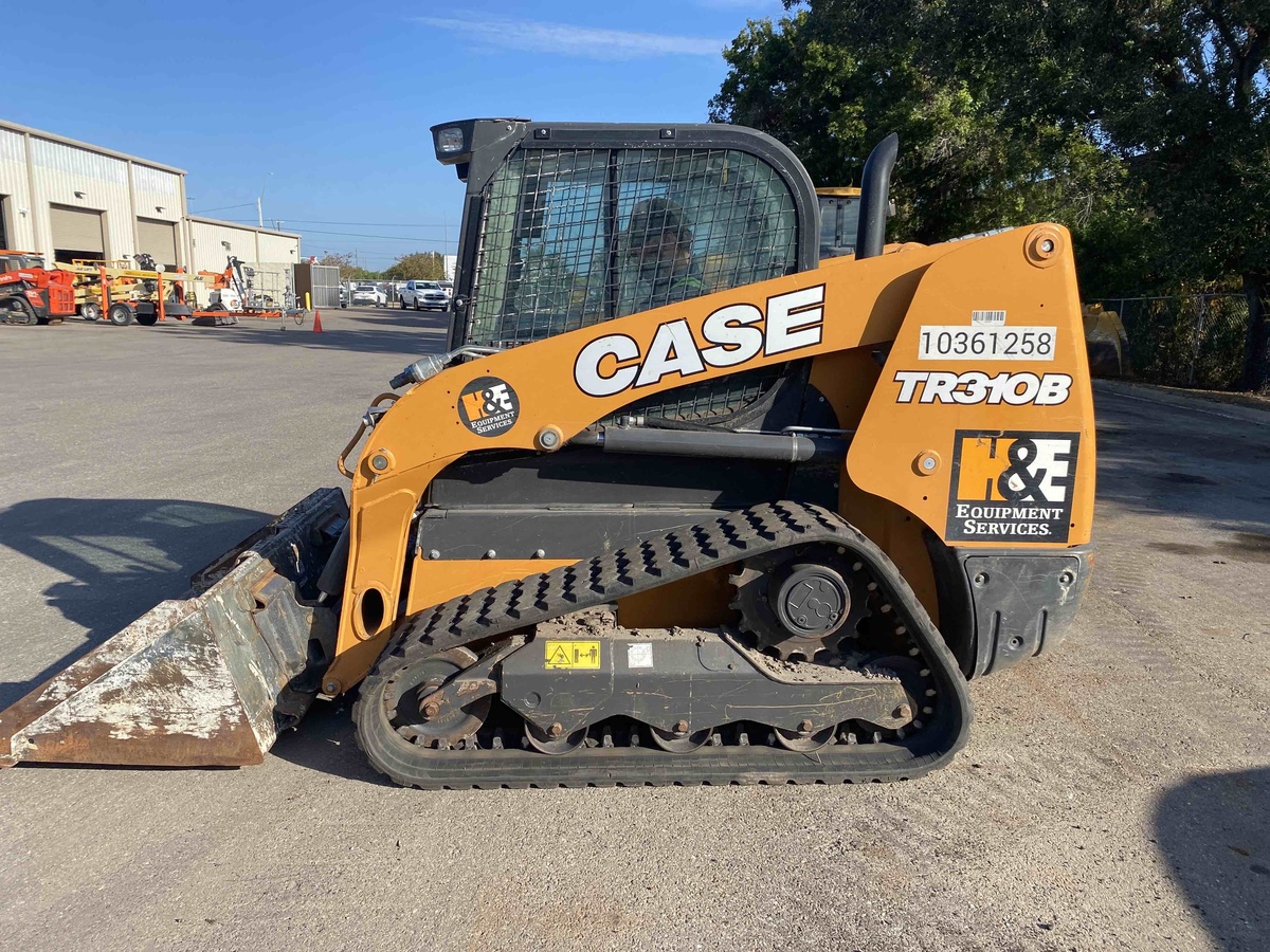 2022 Case TR310B-6