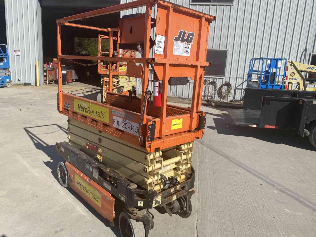 2018 JLG 1932R