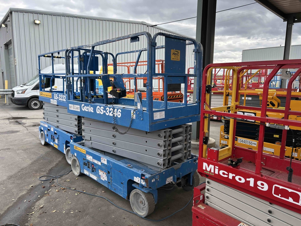 2018 Genie GS-3246-2