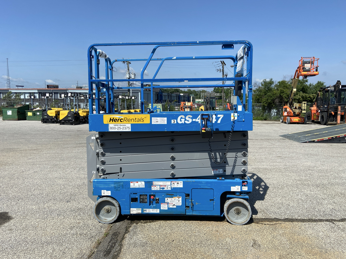 2019 Genie GS-4047