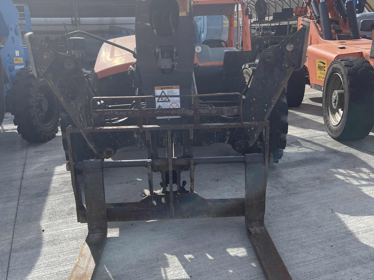 2019 JLG 1255-6