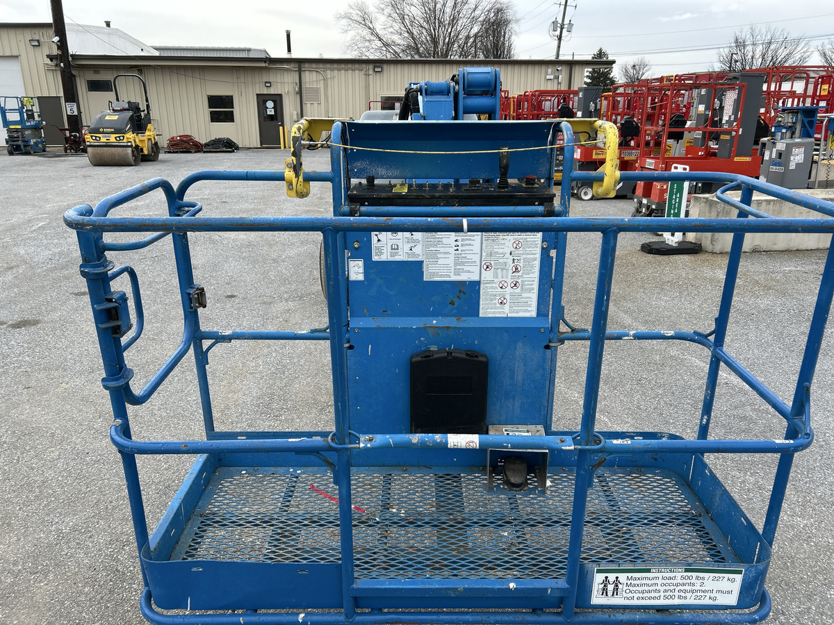 2017 Genie Z-45/25-9