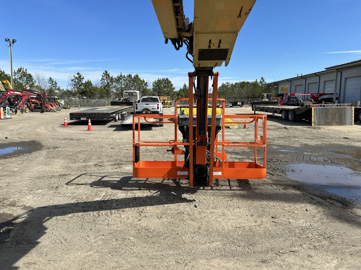 2018 JLG 860SJ-13