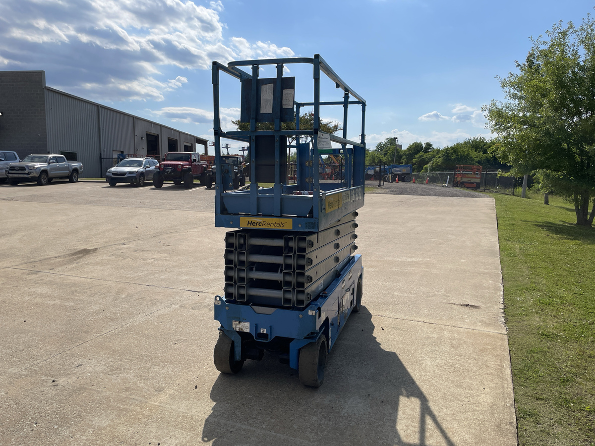 2018 Genie GS-3232-4