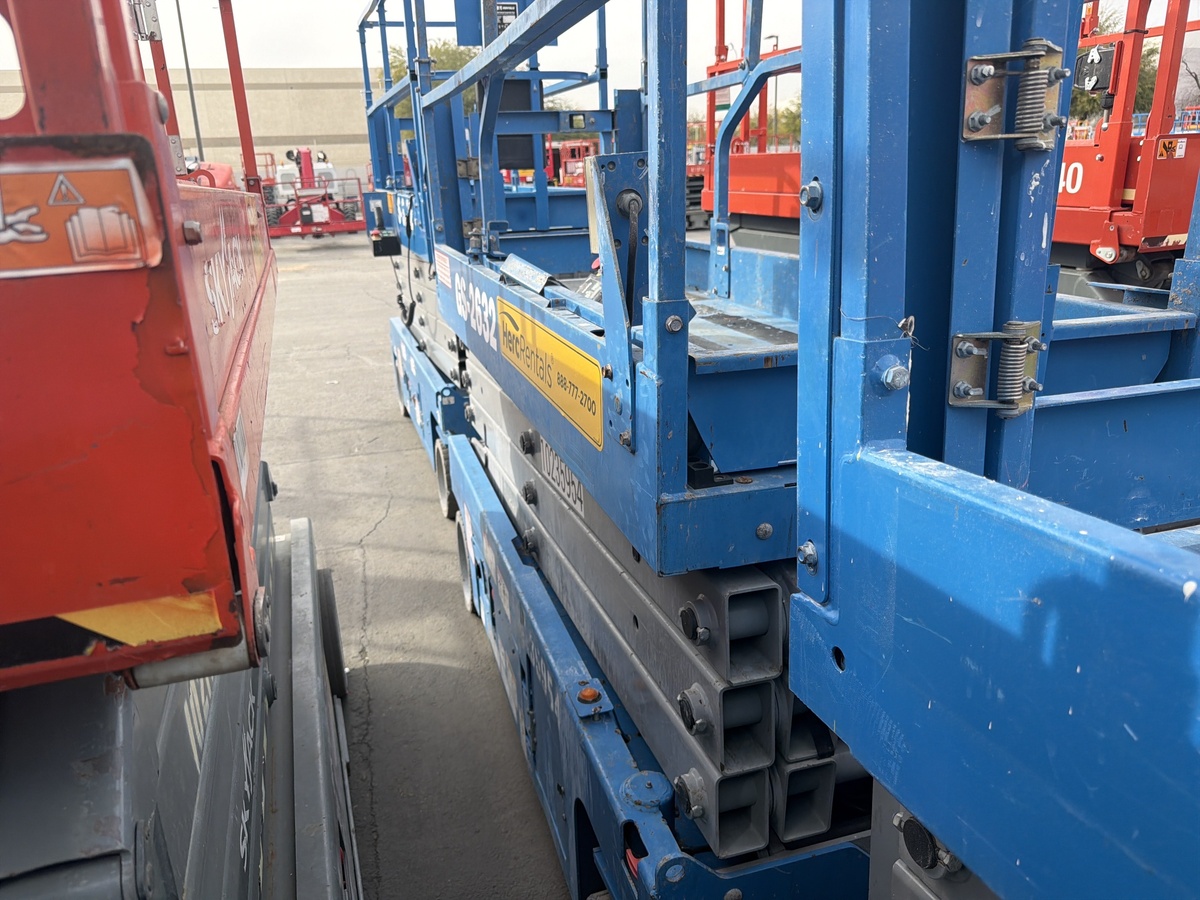 2018 Genie GS-2632-4
