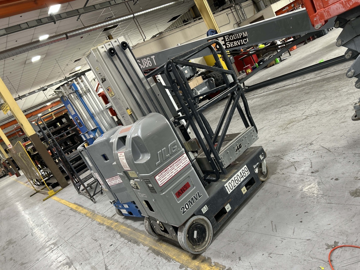 2018 JLG 20MVL