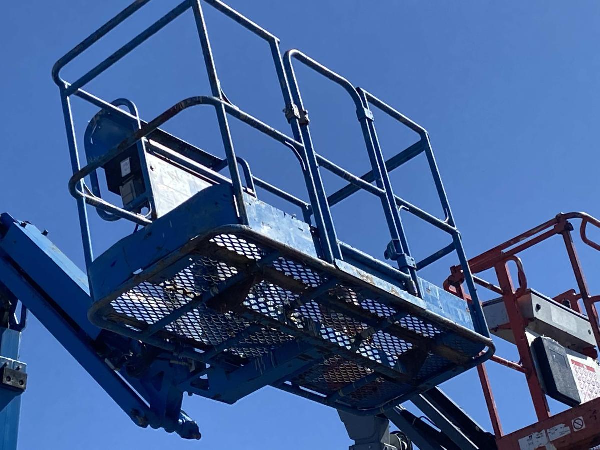 2014 Genie Z-45/25J RT