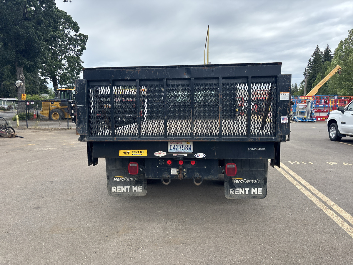 2020 Ford F550-6
