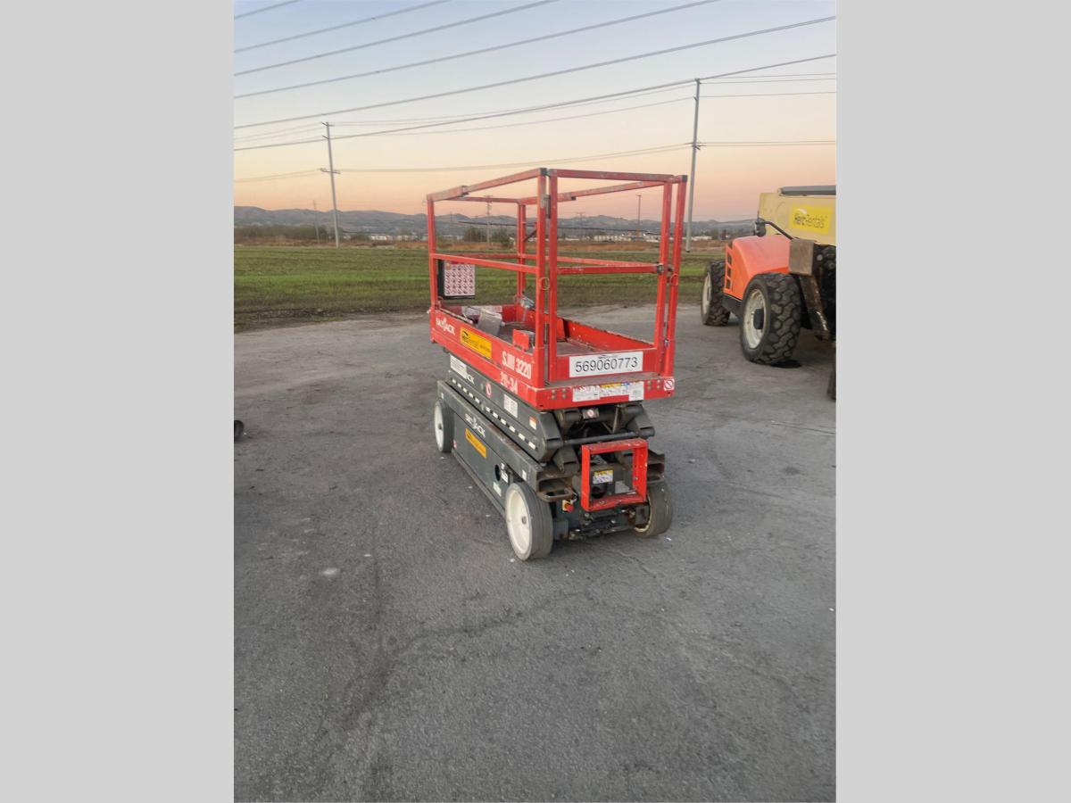 2018 Skyjack SJ-3220