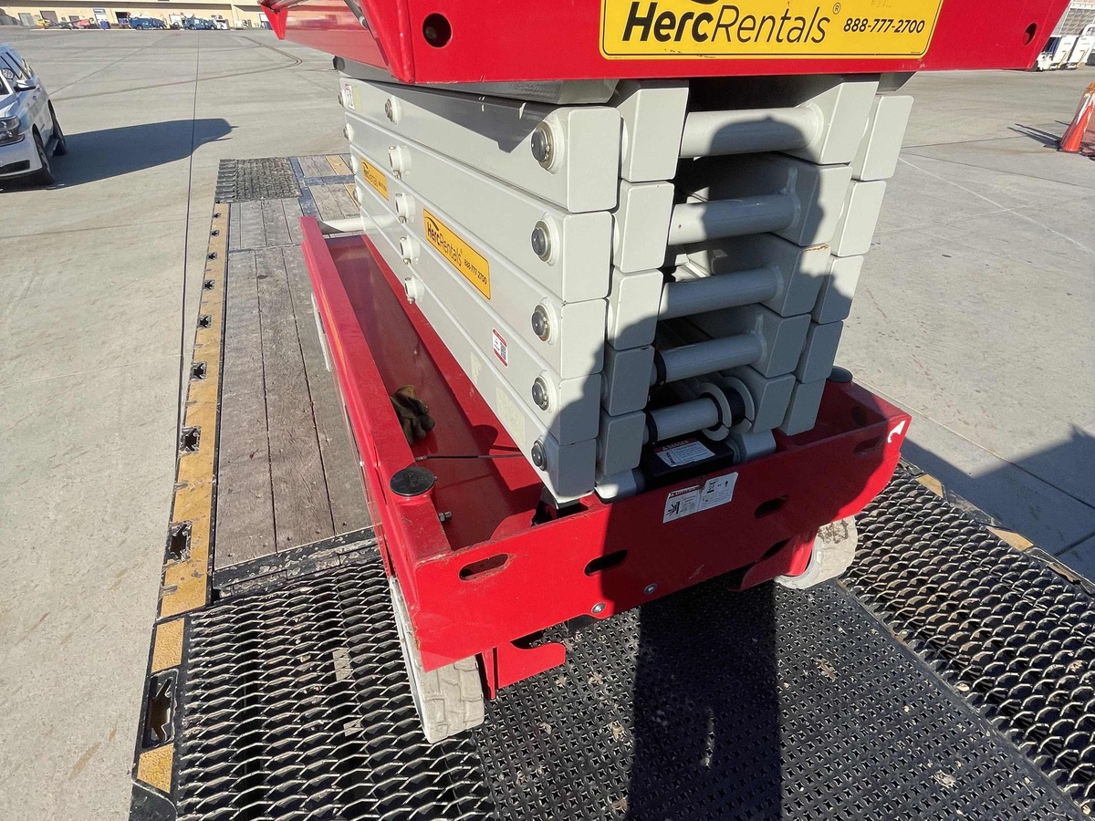 2017 Skyjack SJ4740-6