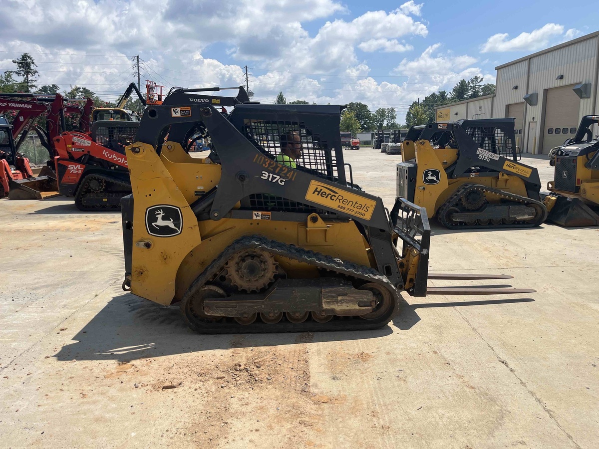 2021 John Deere 317G-12