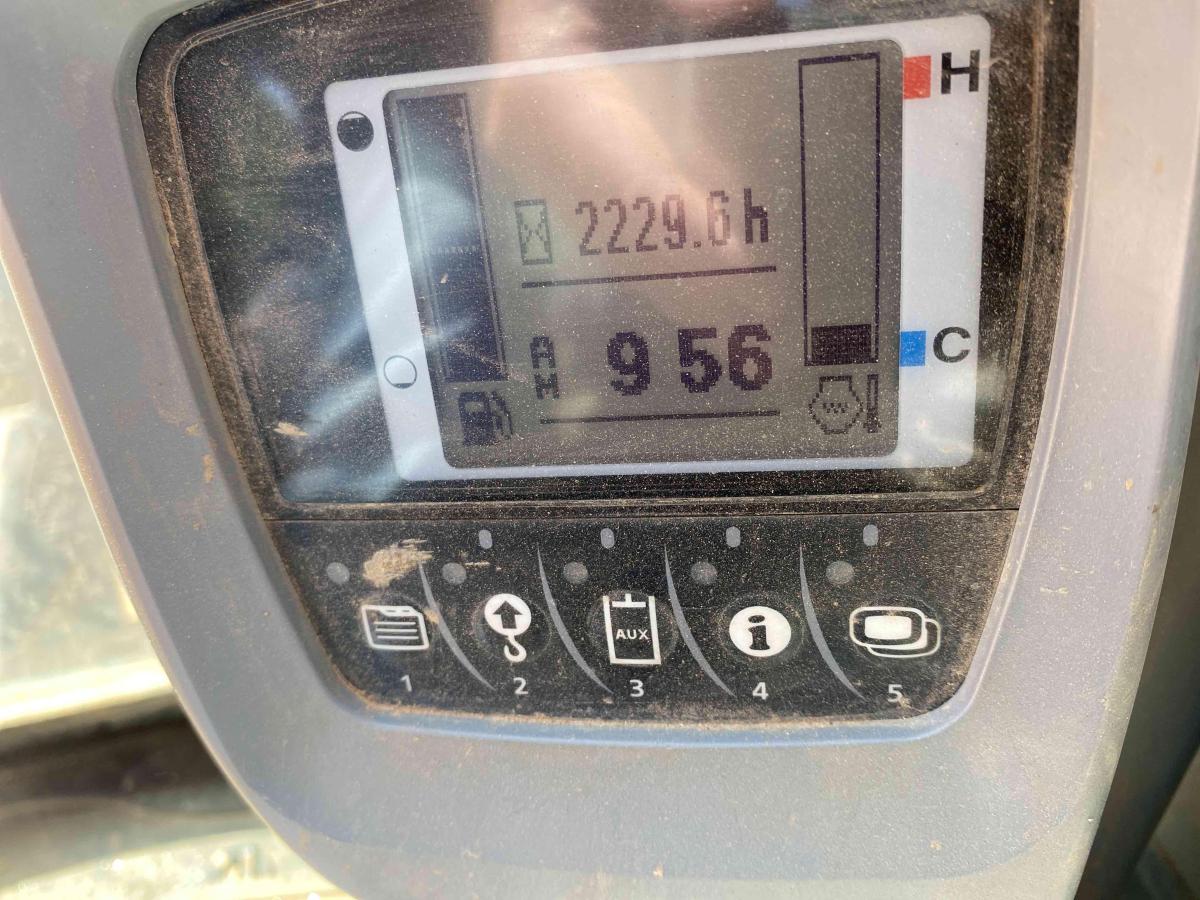 2019 Kubota KX080-4