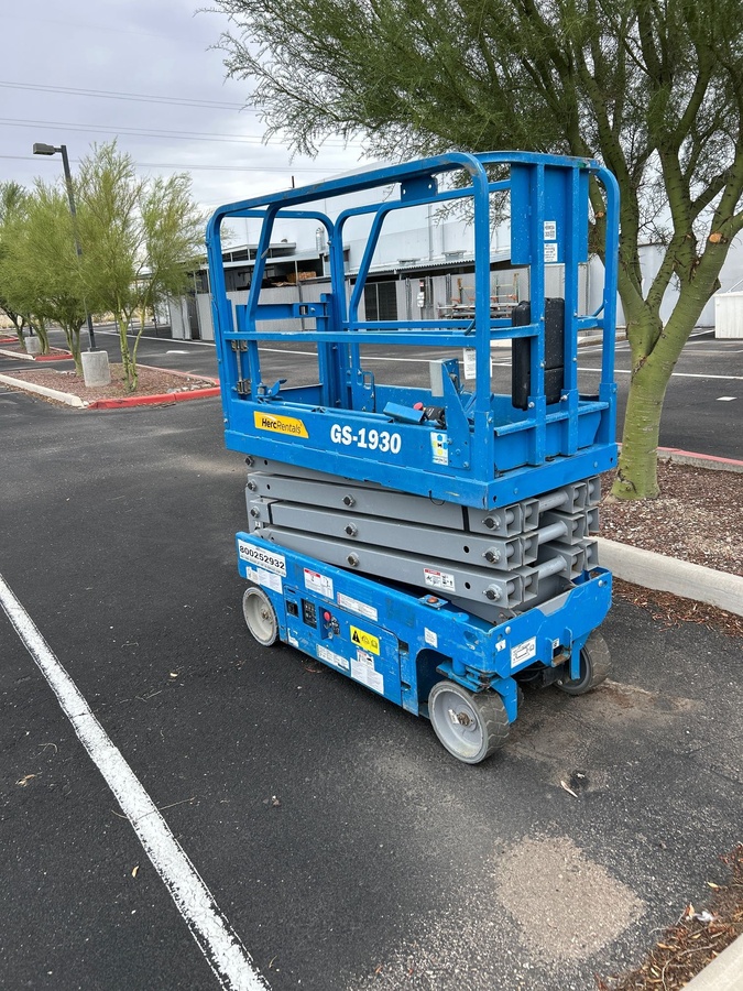 2019 Genie GS-1930