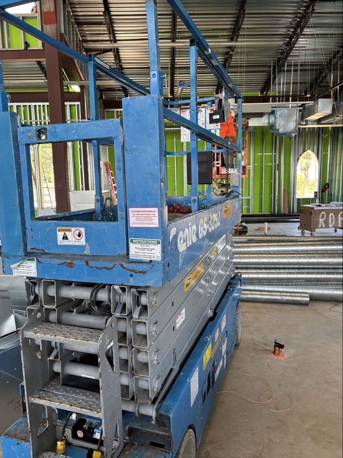 2017 Genie GS-3232-2