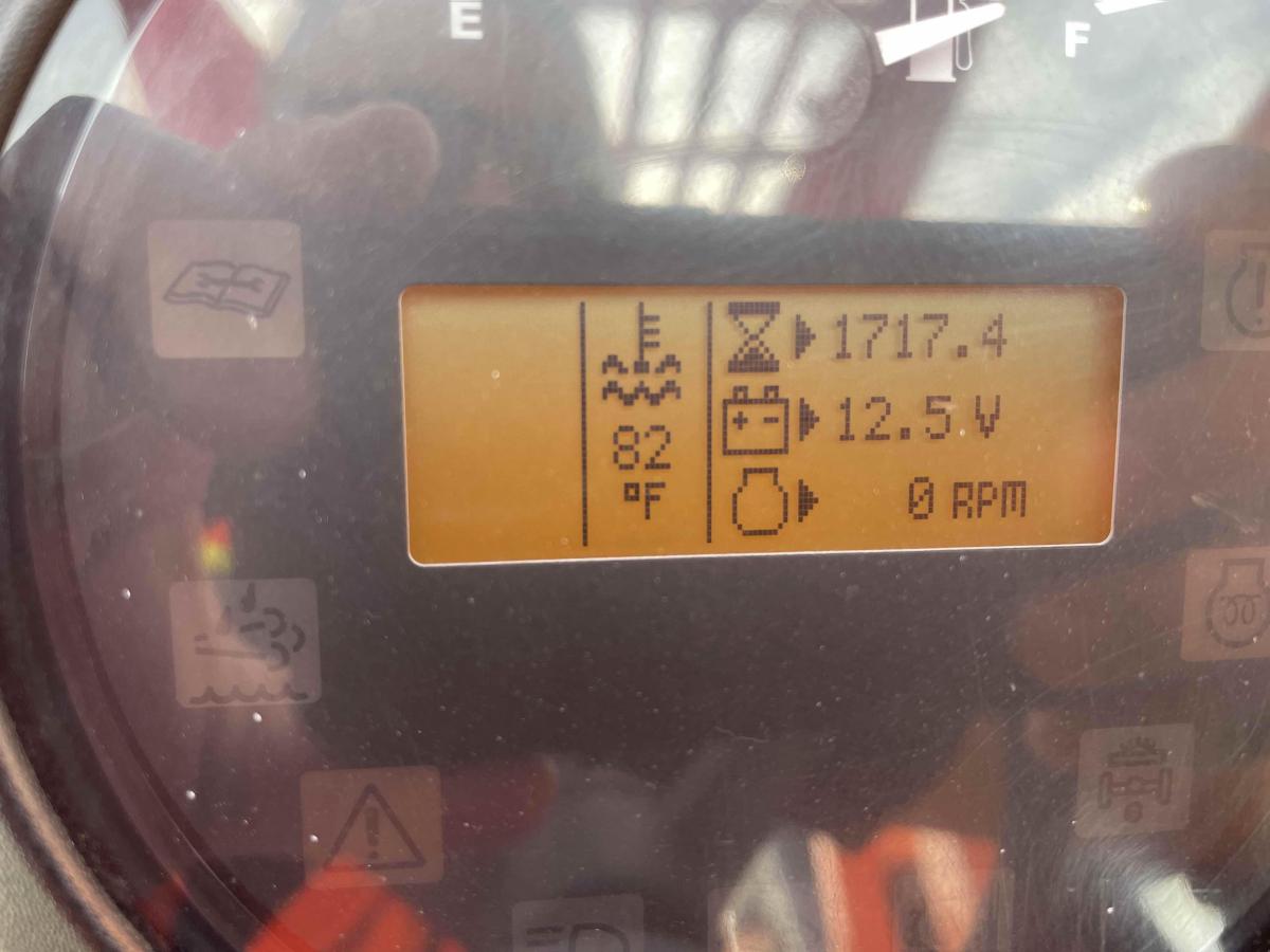 2019 SkyTrak 10042
