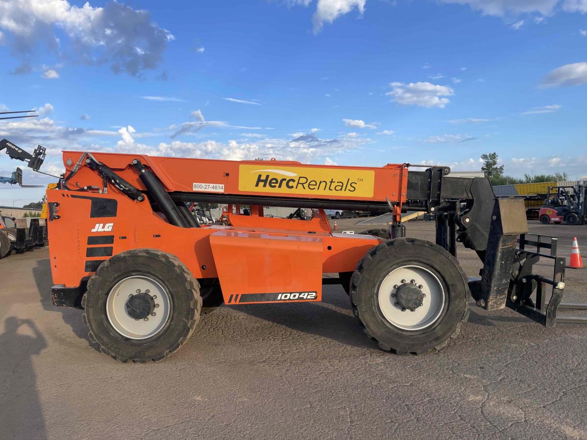 2020 SkyTrak 10042