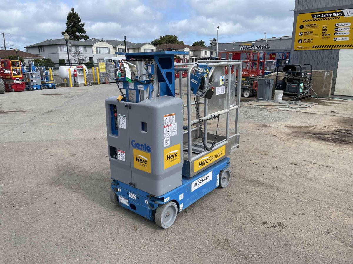 2018 Genie GR-12