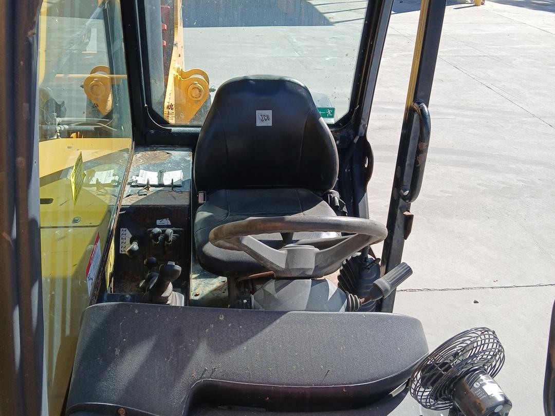 2017 JCB 510-56