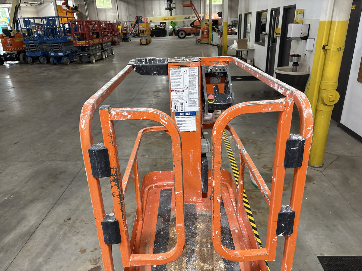 2019 JLG 1230ES-5