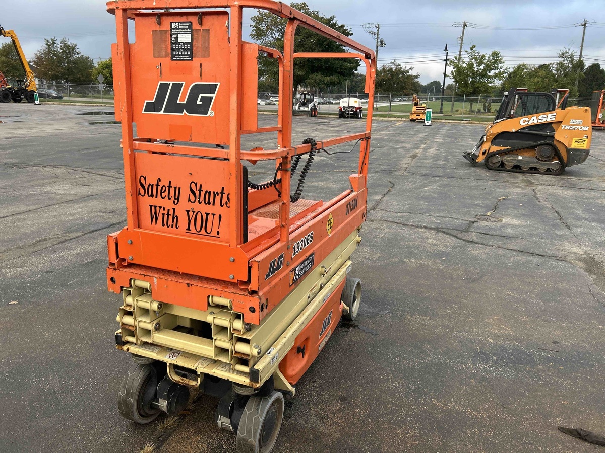 2017 JLG 1930ES-5