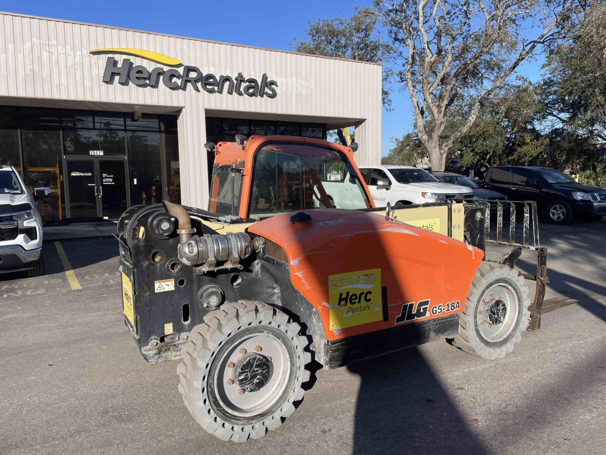 2017 JLG G5-18A