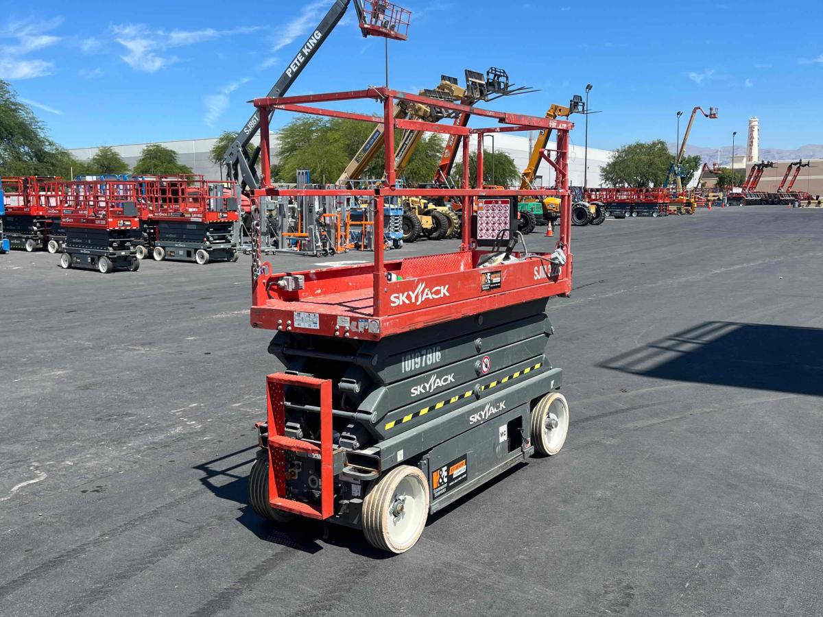 2016 Skyjack SJ3226