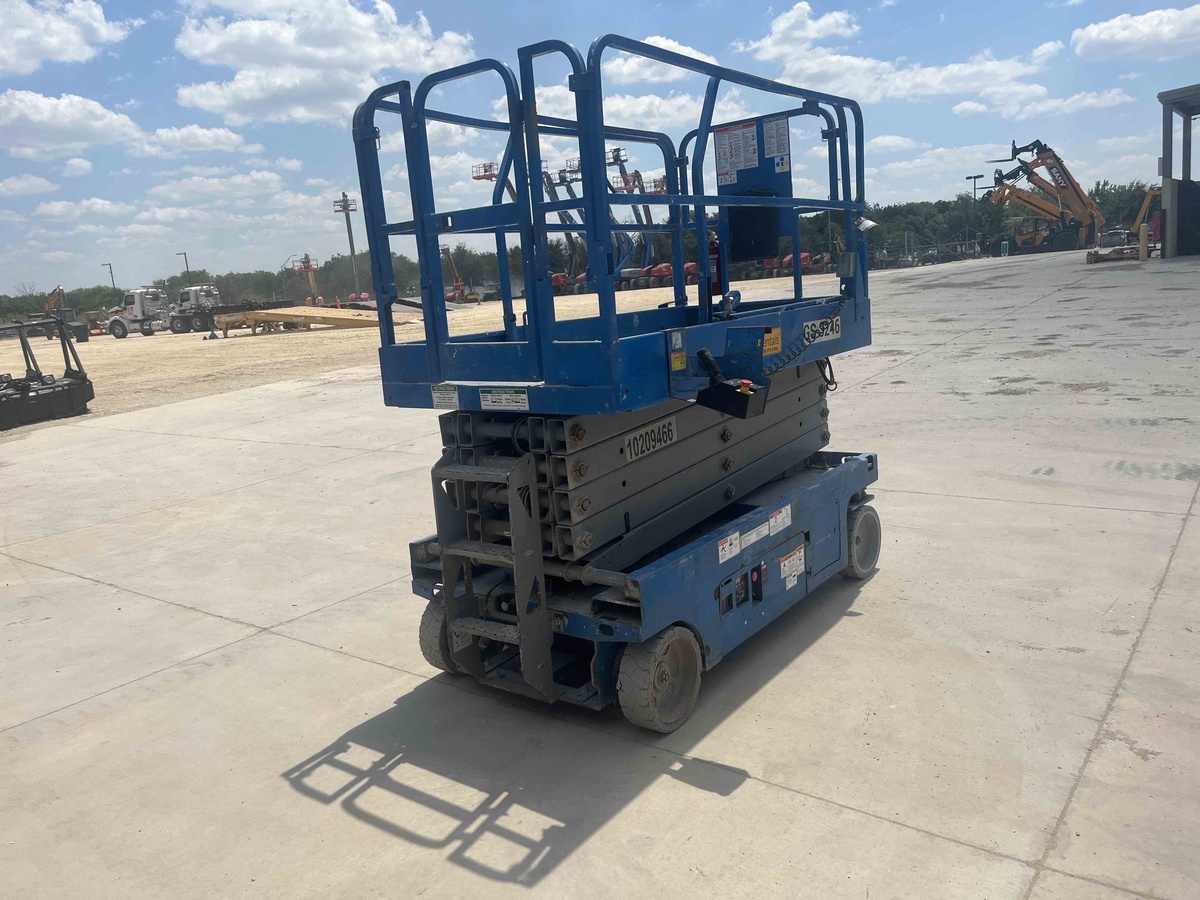 2017 Genie GS-3246-1