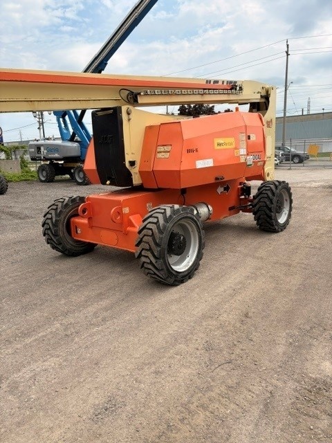 2017 JLG 800AJ-6