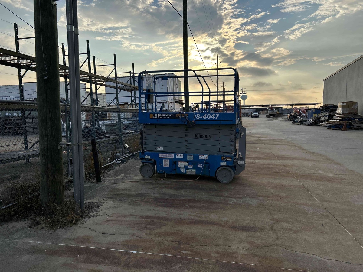 2016 Genie GS-4047