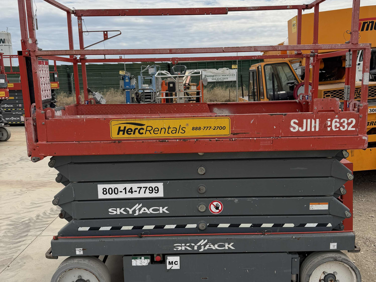 2017 Skyjack SJ4632-8