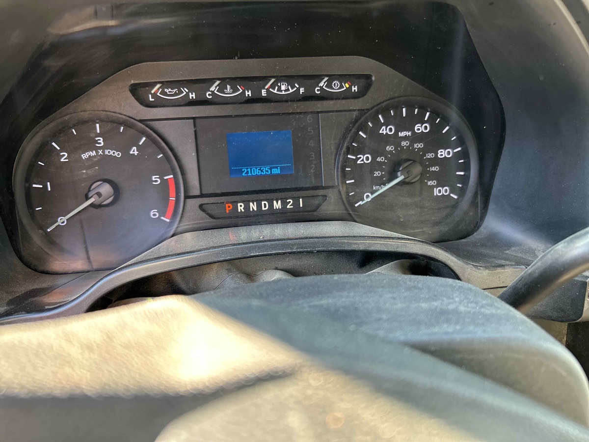 2018 Ford F550-9