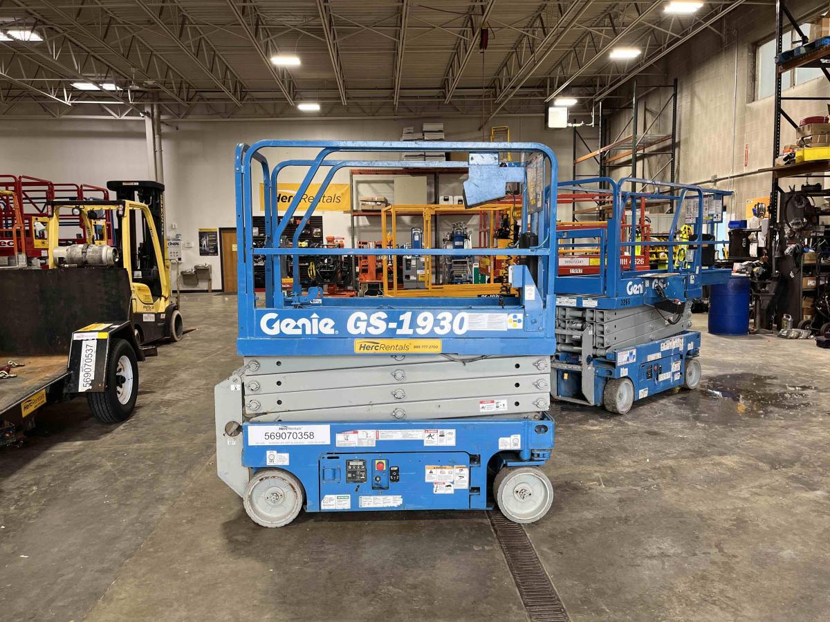 2015 Genie GS-1930
