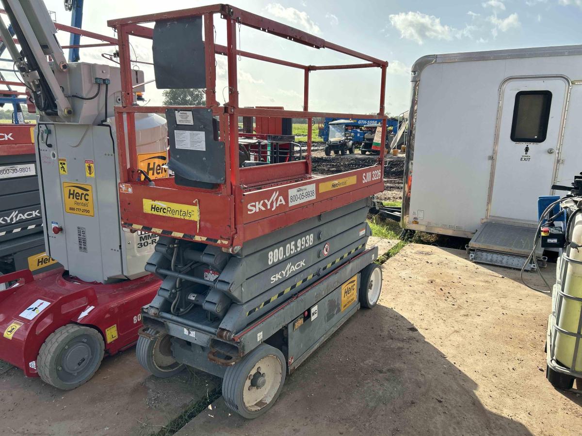 2015 Skyjack SJ3226