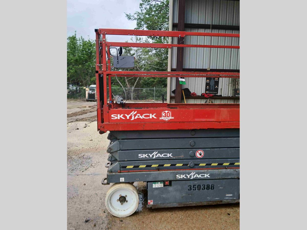 2015 Skyjack SJ3226