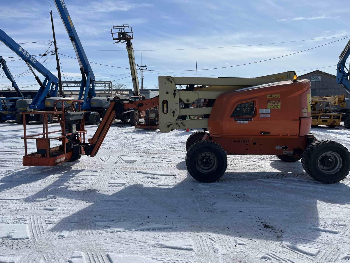 2015 JLG 450AJ