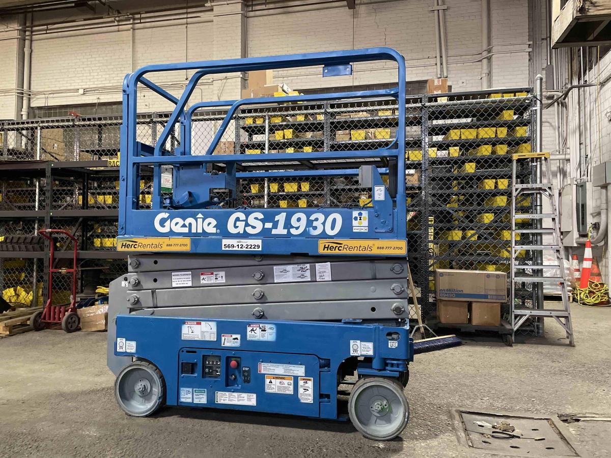 2017 Genie GS-1930