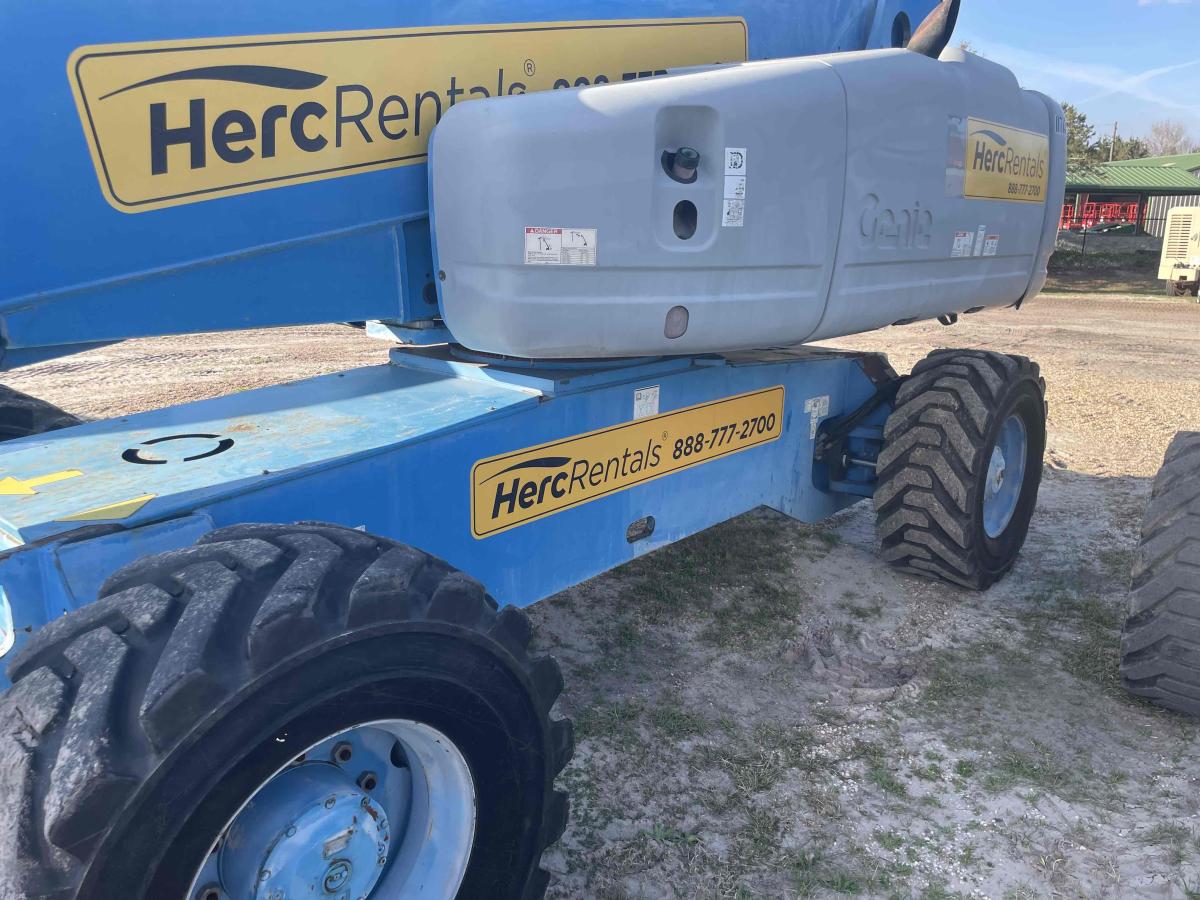 2012 Genie S-125
