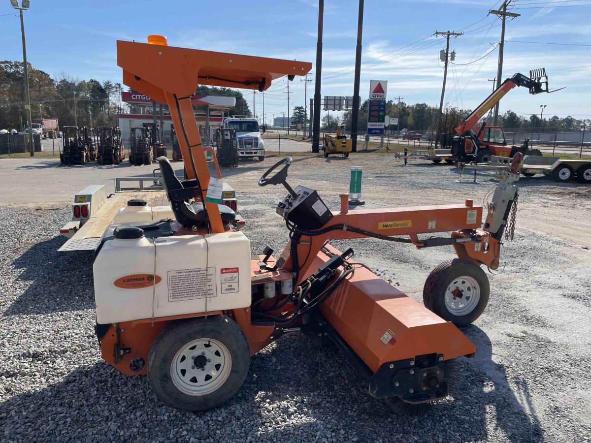 2021 LayMor SM300