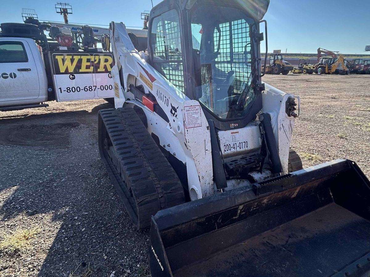 2021 Bobcat T870-4