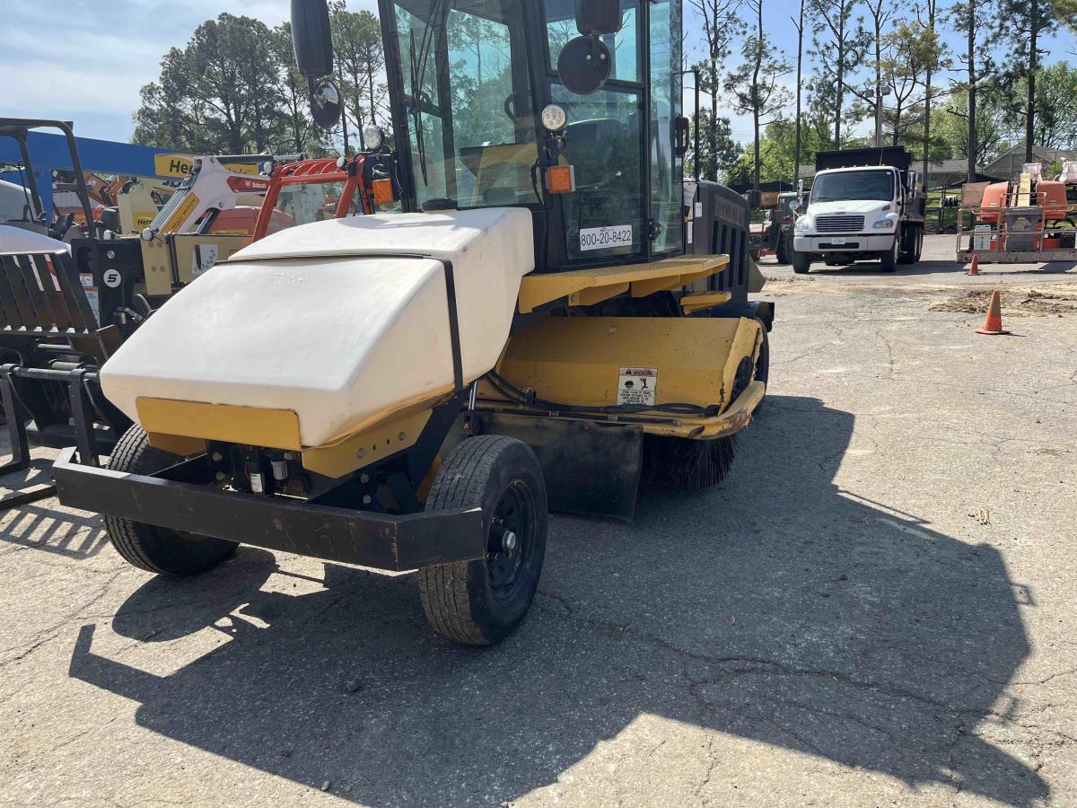 2018 LayMor SweepMaster 450-ST