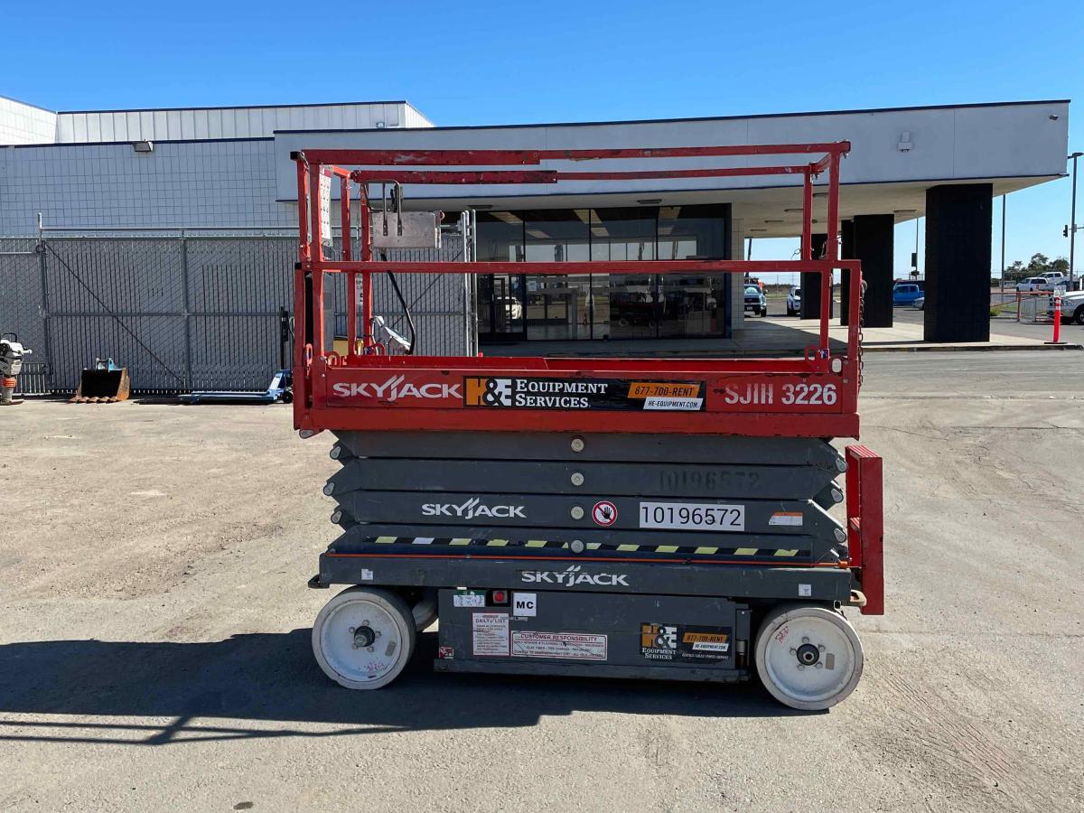 2016 Skyjack SJ3226