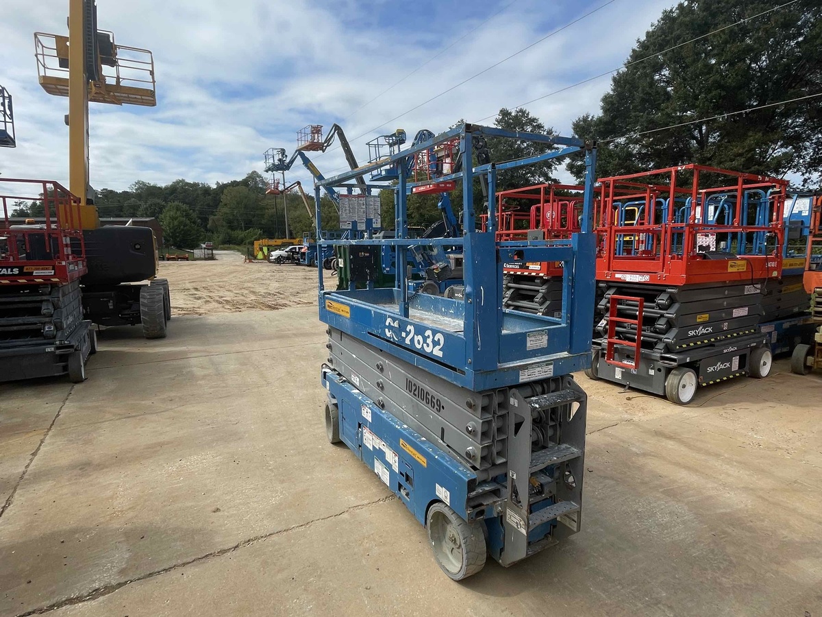2017 Genie GS-2632
