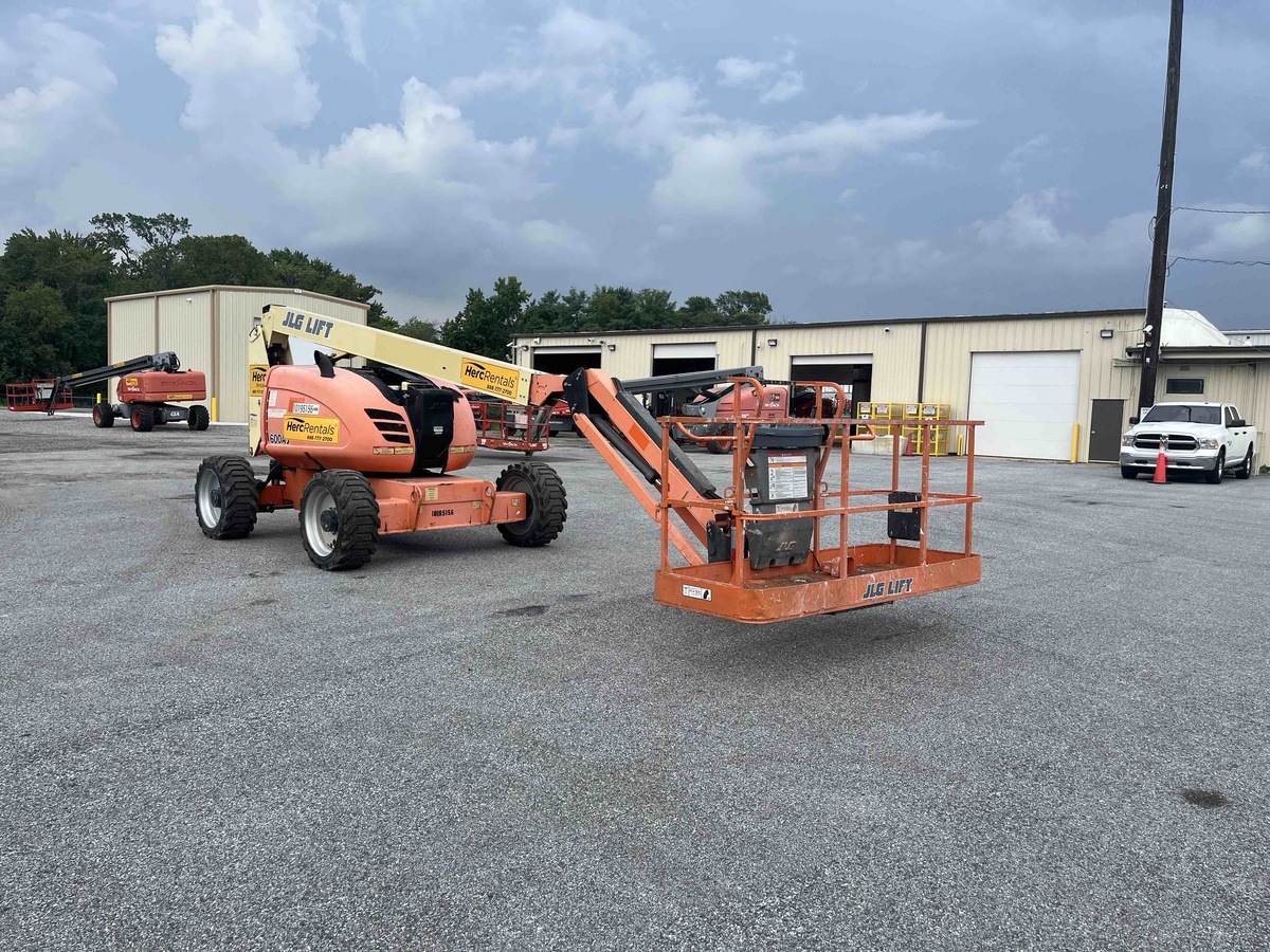 2016 JLG 600AJ-7