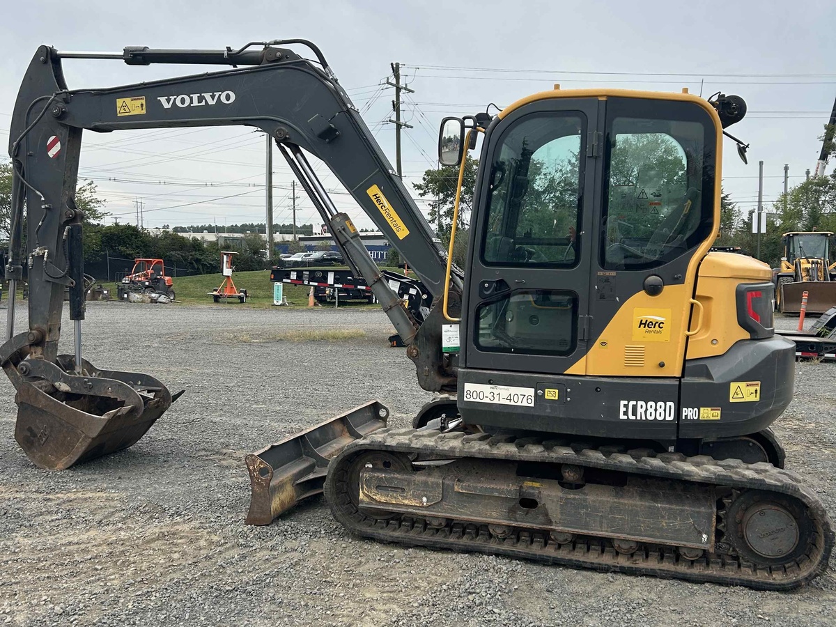 2021 Volvo ECR88D-4