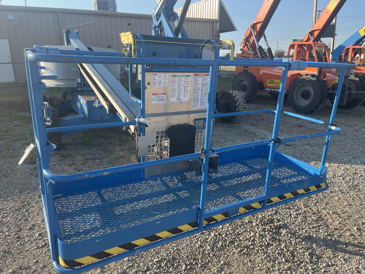 2018 Genie S-40