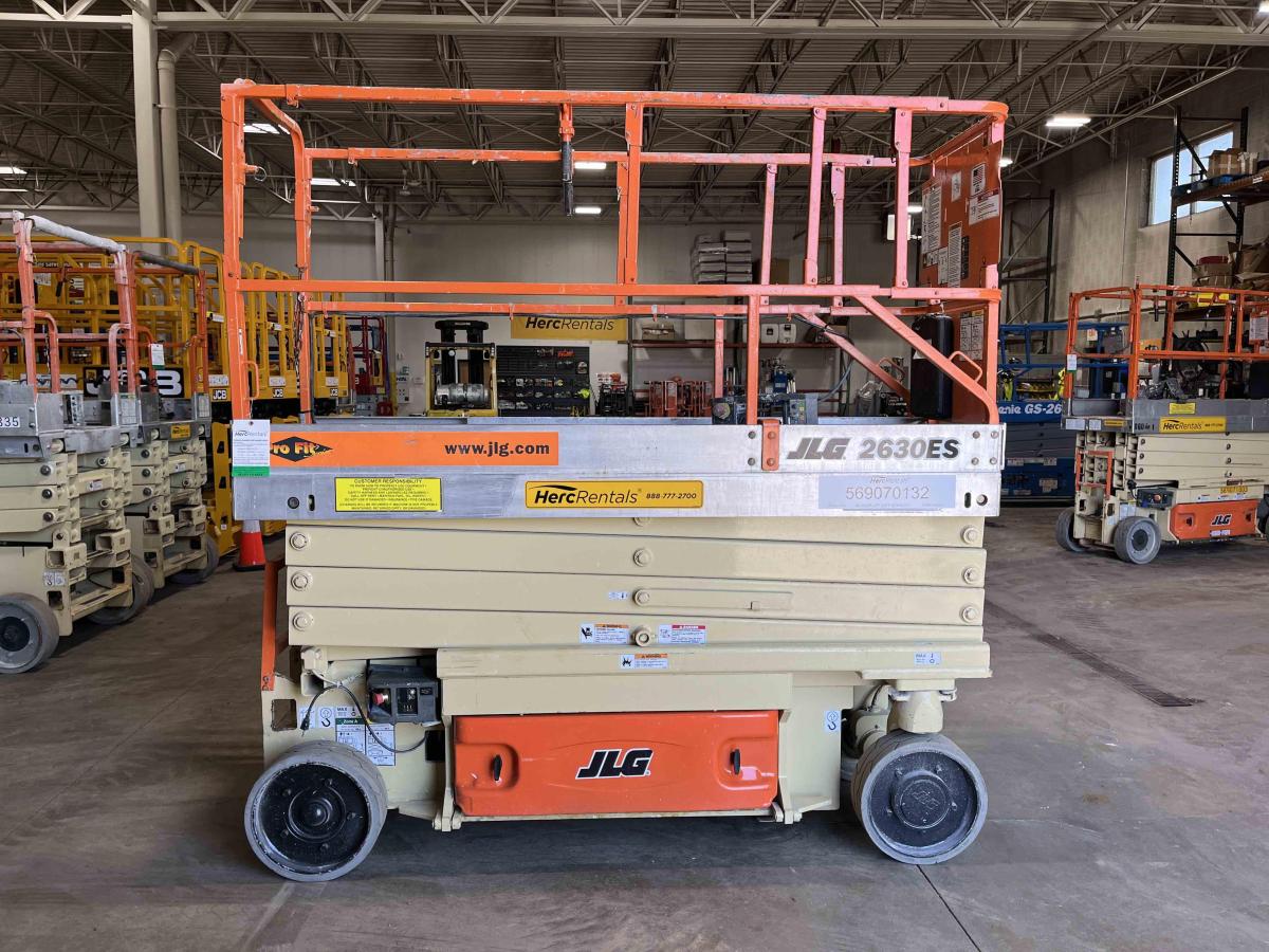 2005 JLG 2630ES