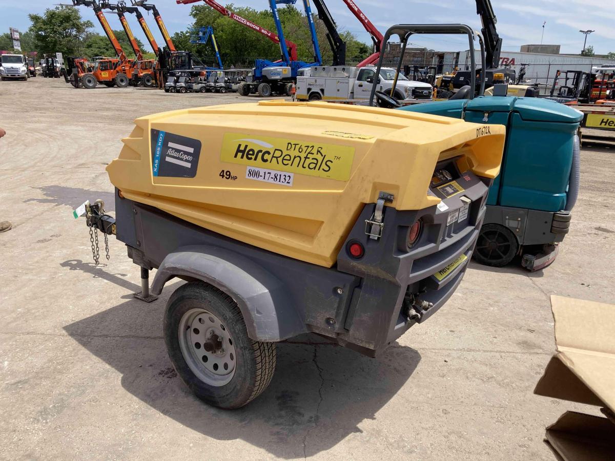 2017 Atlas Copco XAS 400