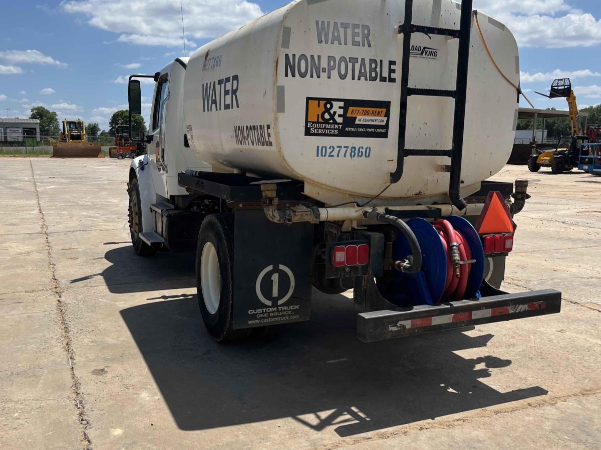 2019 Freightliner M2106-3