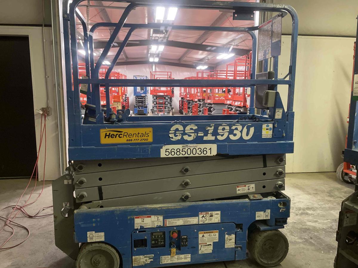 2018 Genie GS-1930