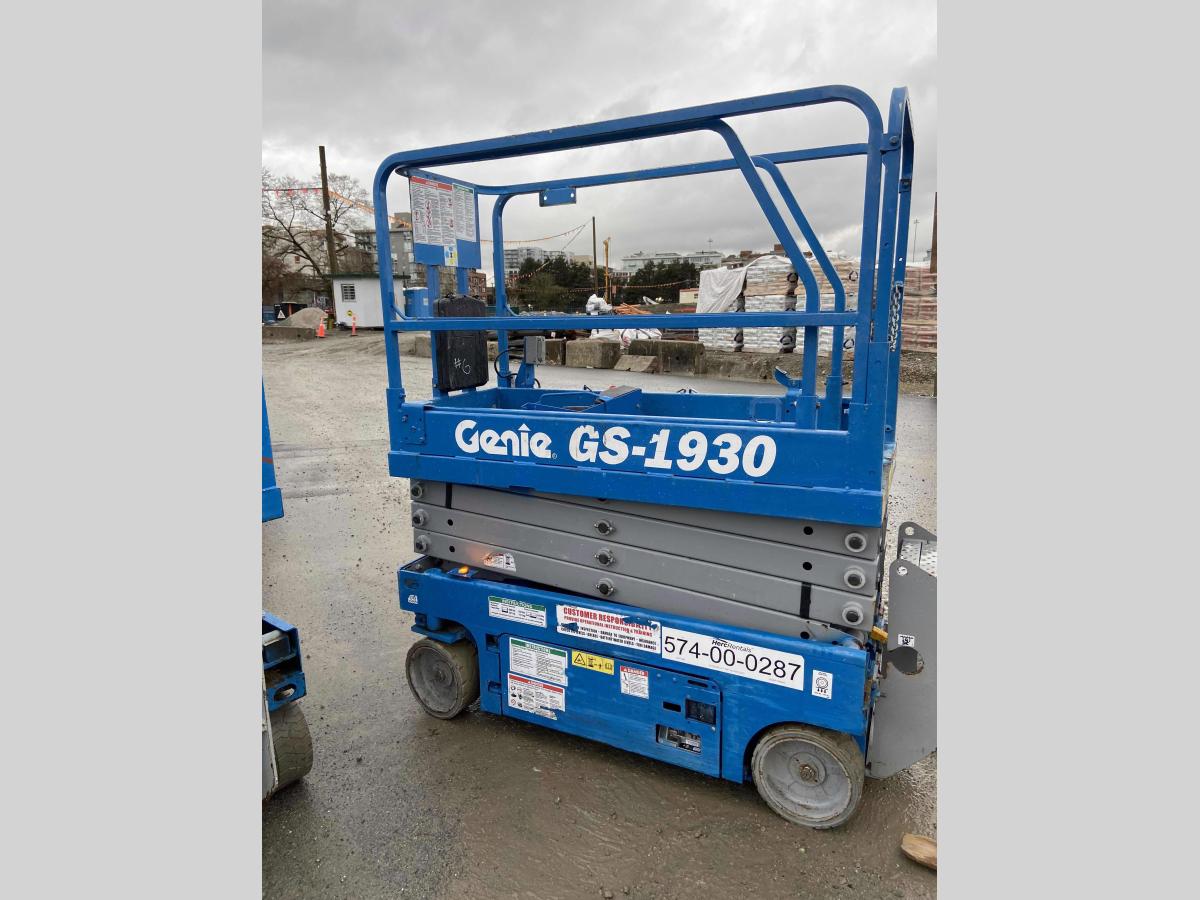 2017 Genie GS-1930